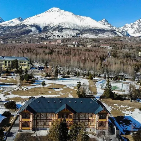 Srnka S Vyhladom Na Apartament