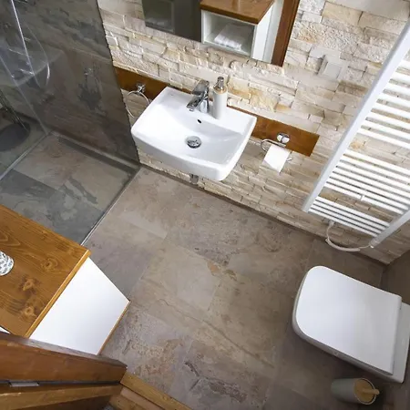 Srnka S Vyhladom Na Apartament